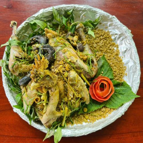 Gà Ta Rang Muối
